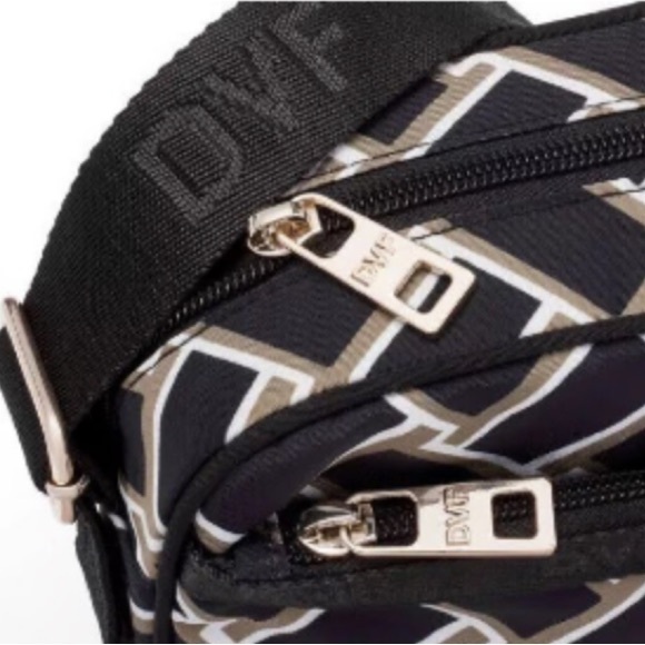 Diane Von Furstenberg for Target Camera bag nwt - Picture 4 of 5